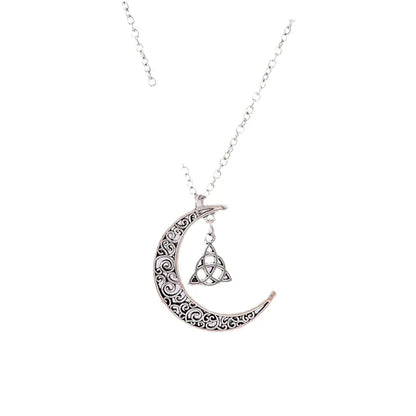 Celtic Knot Crescent Moon Pendant Necklace - Silver Amulet